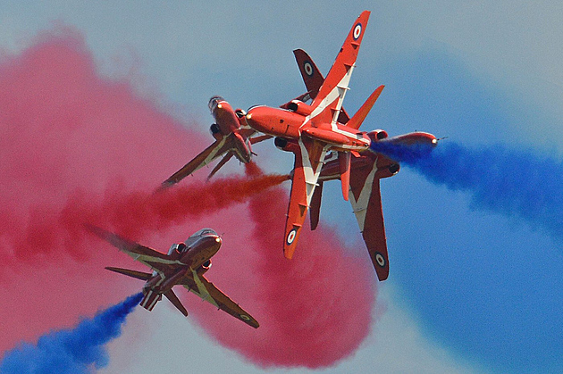 Praha zažije elitu britského Královského letectva. Toto dokážou Red Arrows