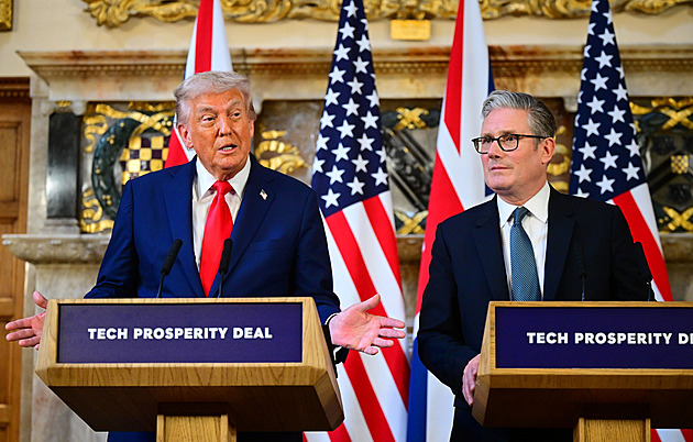 VIDEO: Ukončil jsem válku Áberbájdžánu s Albánií, řekl Trump. Starmer jen zíral