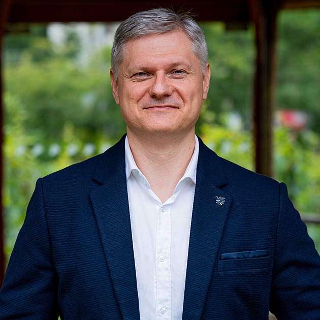 Korupce odrazuje investory, chci udělat revizi dotací, říká pražský lídr Přísahy