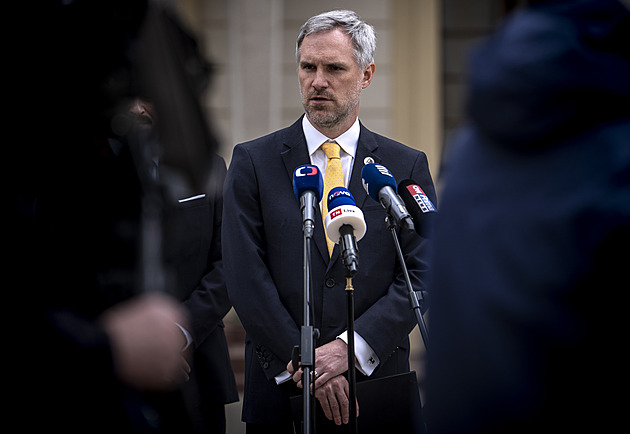 Hřibův případ neoprávněného čerpání odměn se zřejmě přesune do středních Čech