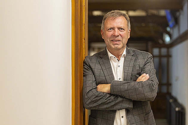 Voliči Blahu překvapivě vykroužkovali. Ze Sněmovny odchází po osmi letech