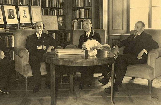 Klíčový muž za Masaryka i Beneše a hlava odboje. Šámal dovedl jednat s každým