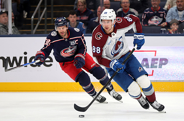 Rušno kolem Nečase. Šponuje cenovku a fanoušci se ptají: Proč už není podepsaný?