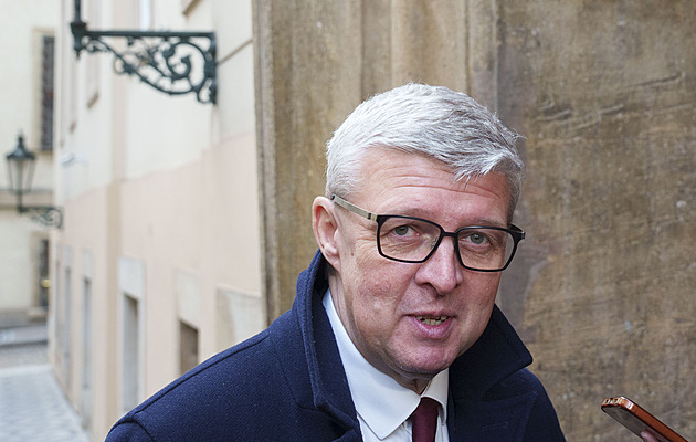 Havlíček viní vládu z podvodu s rozpočtem. Předložte ho, vyzvali Pavel i STAN