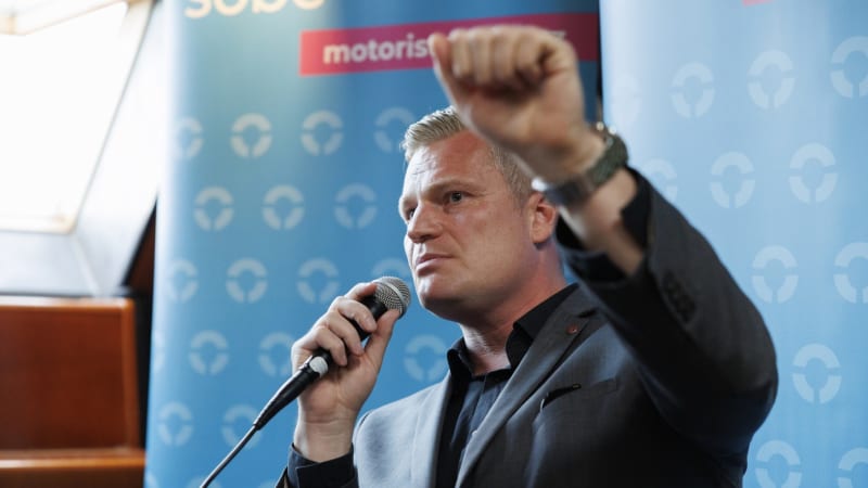 Místo na Hrad do nemocnice? Turka trápí problémy se zády, ve hře je i operace