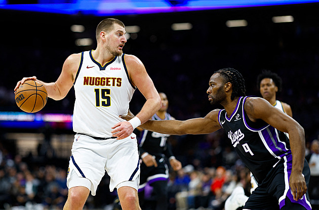 Jokič si proti Sacramentu znovu vylepšoval statistiky. Poslední čtvrtinu už odpočíval