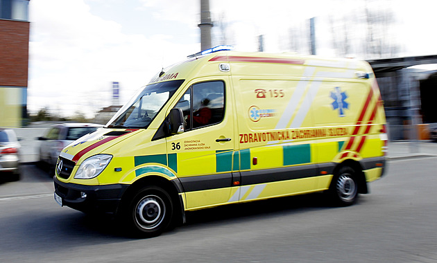 Nevolejte nás k banalitám, nabádají záchranáři. Výjezdy stouply o třetinu