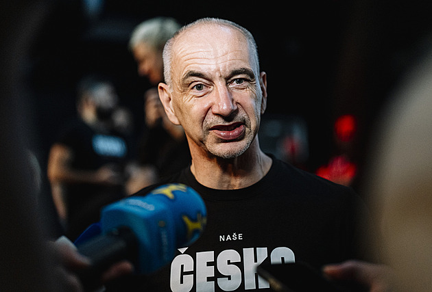 Politickou scénu nechci fragmentovat, řekl Kuba. Nevyloučil spolupráci s Babišem