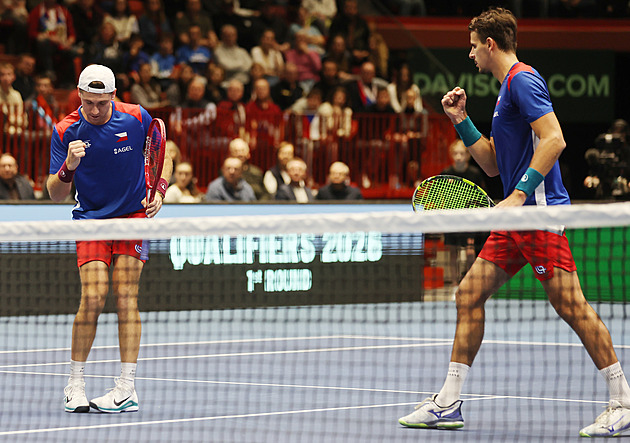 Nouza a Rikl přežili mečbol. Češi po výhře nad Švédy vyzvou v Davis Cupu tým USA