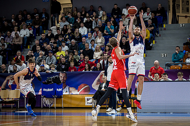 Brno rozhodlo šlágr s Pardubicemi v poslední čtvrtině, Děčín přetlačil Ostravu
