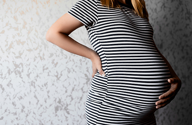 Sobecké kariéristky jsou mýtus. Za klesající porodnost mohou i nezralí muži