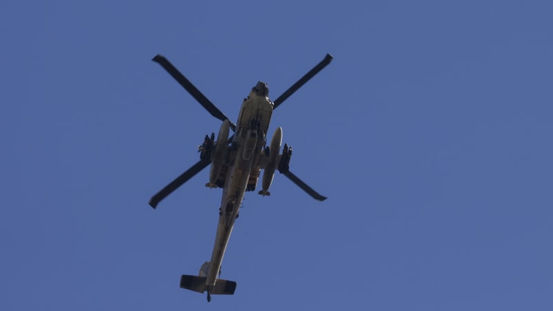 Drama u Hormuzu: Zřítil se americký útočný vrtulník Apache, posádku zachránili