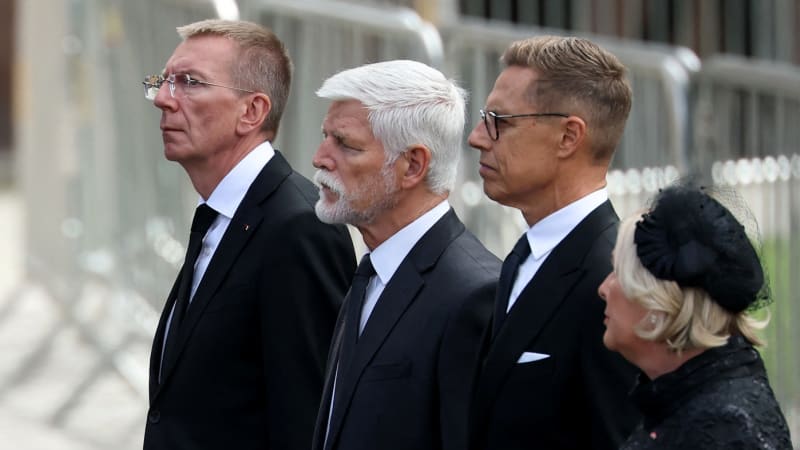 Poslední rozloučení s norským králem Haraldem V. Mezi hosty byli Pavel či princ William