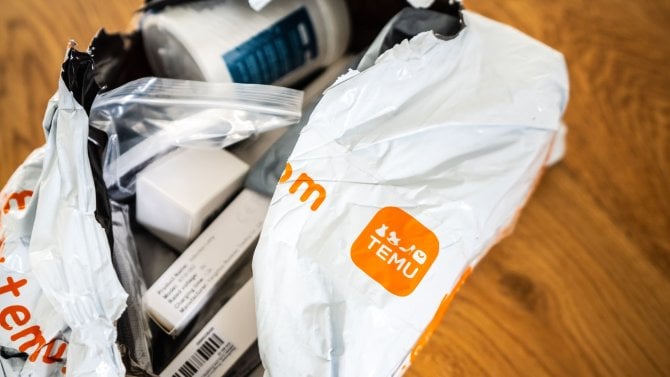 Nakupování z Číny se znovu prodraží. EU chystá další zpřísnění pro tržiště jako Temu, Shein nebo Aliexpress