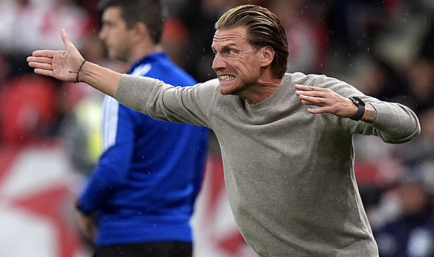 Drama na Slavii: Dvě penalty místo jedné, pak nadávky. Sudí musí mít cit, řekl Kováč