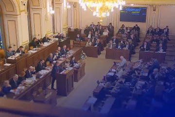 Sněmovna podpořila další zvyšování penze lidem po dosažení osmdesáti let