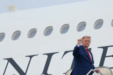Bílý dům nevpustí CNN na palubu Air Force One