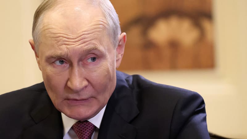 Putin: Rusko je připraveno jednat o míru. Ukrajina ale musí po válce zůstat neutrální