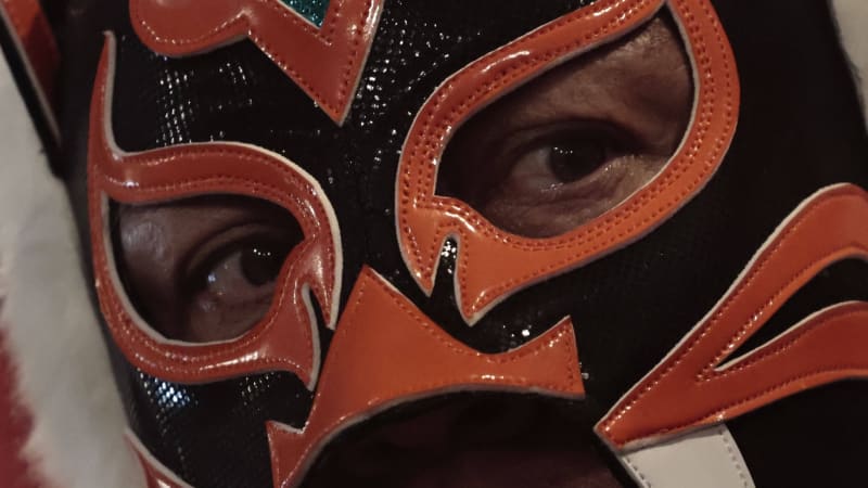 Smrt v ringu: Rozhodčí ve wrestlingu nepřežil zakázaný chvat, bijec skončil ve vězení