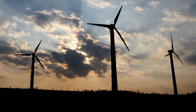 Na Semilsku větrné elektrárny odmítli, referendum o fotovoltaice v Ralsku neplatí