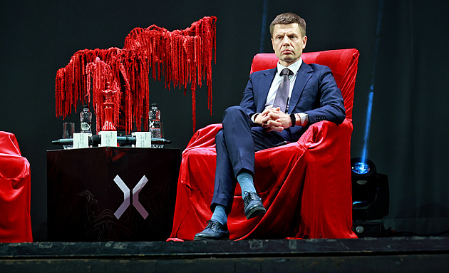 Přiznejme si realitu. V opotřebovávací válce prohráváme, líčí ukrajinský poslanec