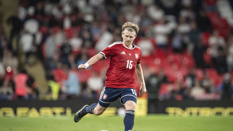 Velká rána pro Šulce i českou reprezentaci. Záložníka čeká operace kolena, mimo hru bude měsíce