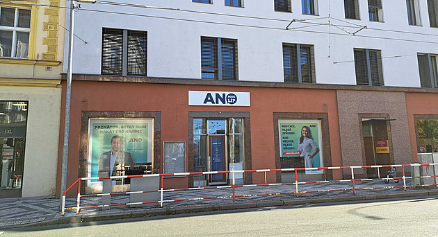 Nápis na podporu ČT už zmizel, poslanec z ANO přesto podal trestní oznámení